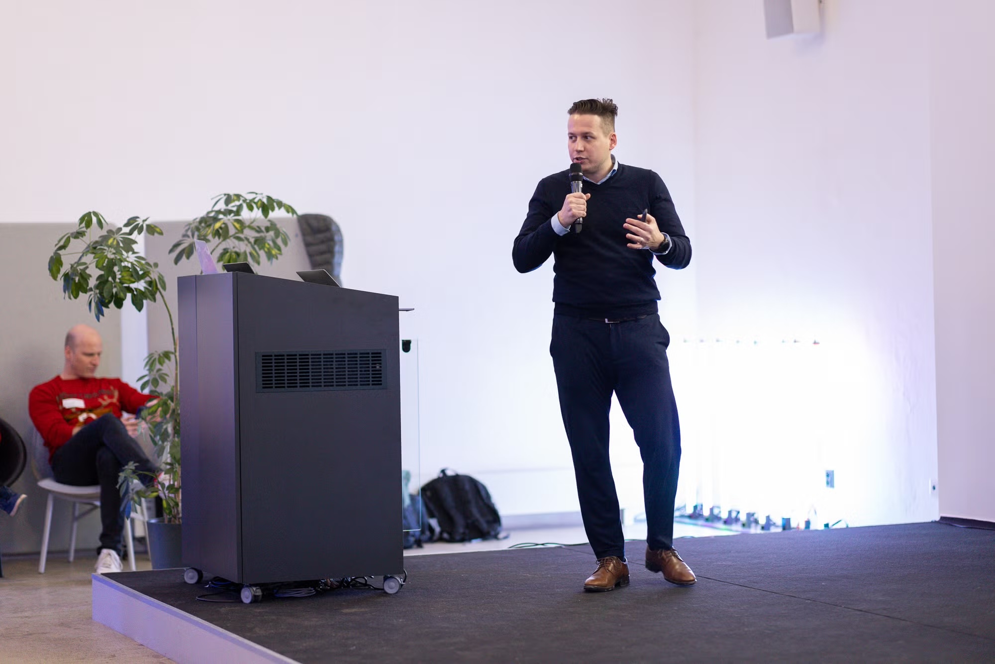 Jakub Adamus presenting at Product Tank